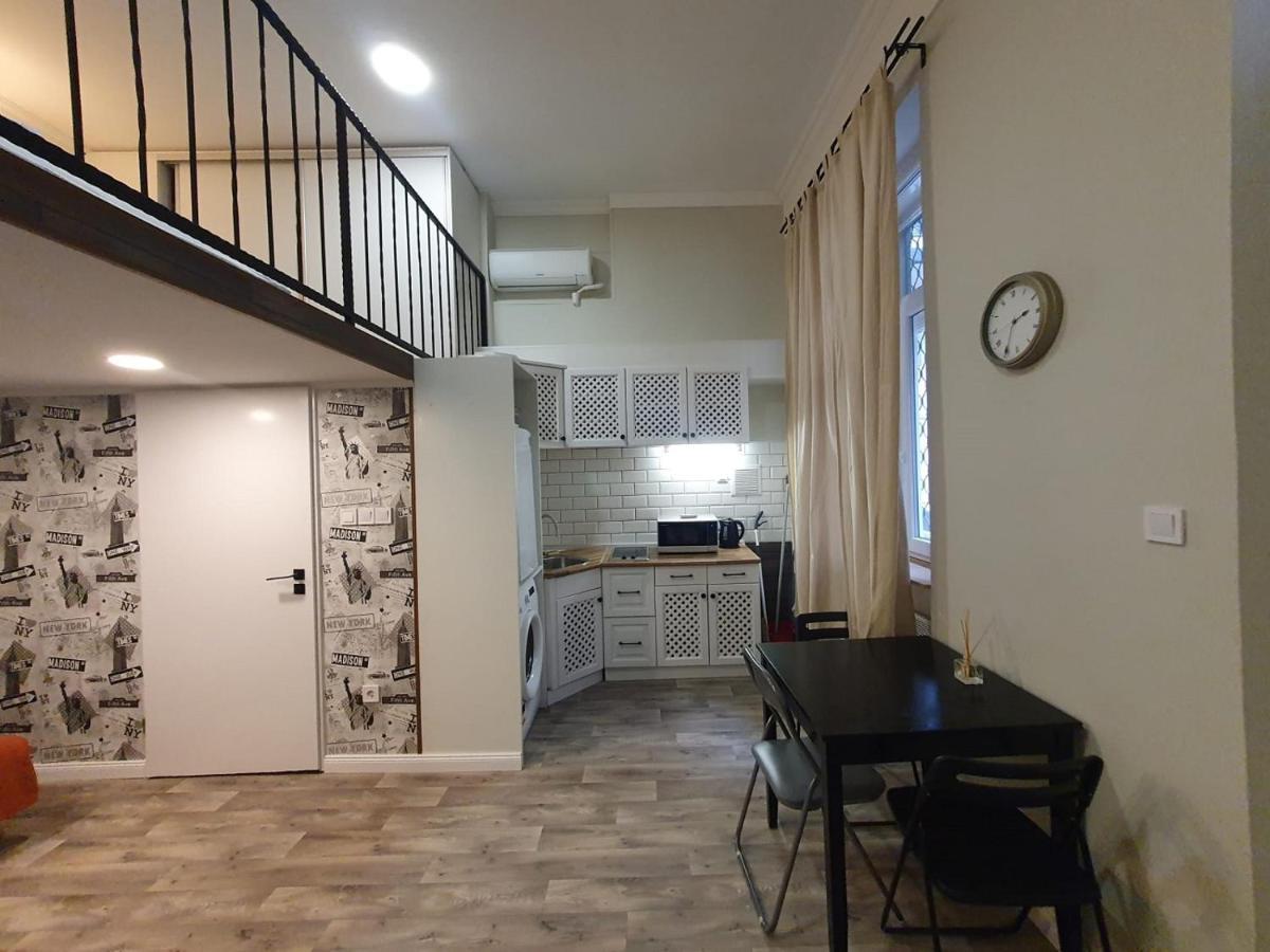 בודפשט Madam With Ac And The Central Location מראה חיצוני תמונה