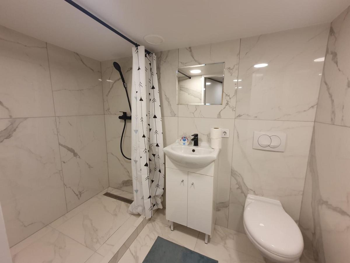 בודפשט Madam With Ac And The Central Location מראה חיצוני תמונה